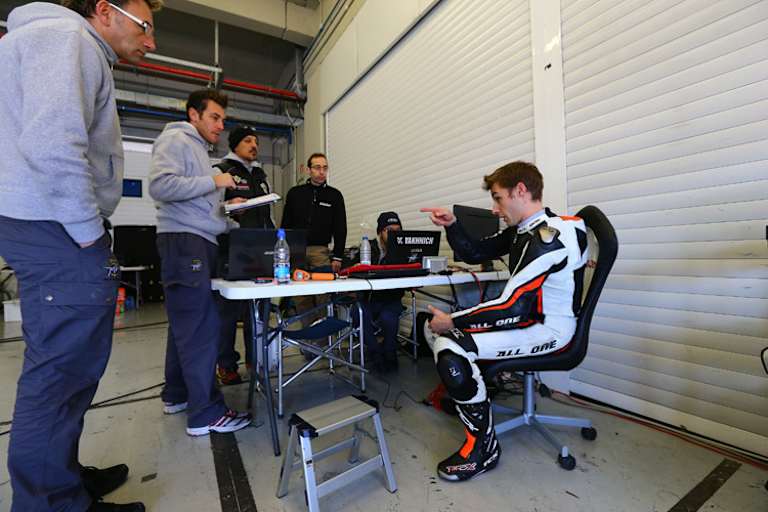 Die ersten zwei Testtage waren von Elektrikproblemen geprägt