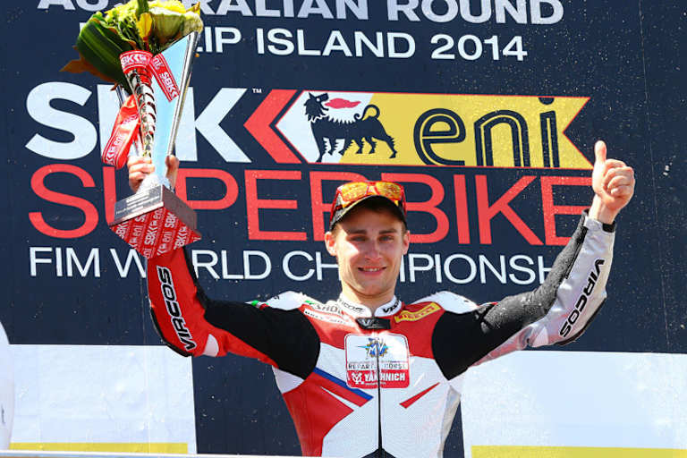 Jules Cluzel: Erstes Rennen für MV Agusta, erster Sieg!