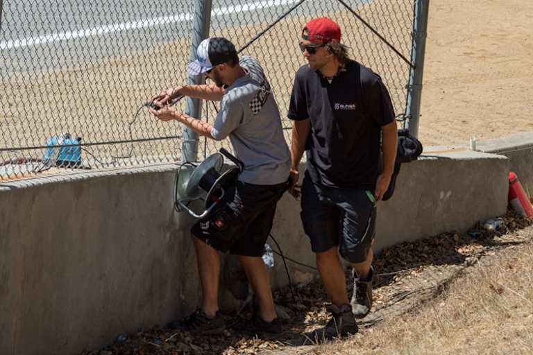 Ein Streckenposten war über die Kabeltrommel gestolpert