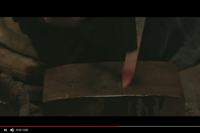 Ein Schwert wird geschmiedet - was will uns Suzuki damit wohl sagen?