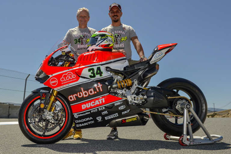 Kevin Schwantz (li.) und Davide Giugliano verwenden die Nummer 34