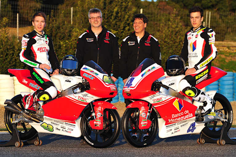 Kiefer Racing 2014: Luca Grünwald, Jochen und Stefan Kiefer, Gabriel Ramos (v. li.)