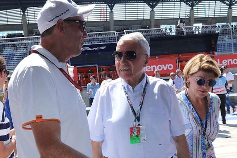 Heinz Kinigadner mit Fruchtsafthersteller Franz Rauch