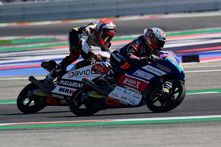 Eine Runde später kam es zu dieser Berührung