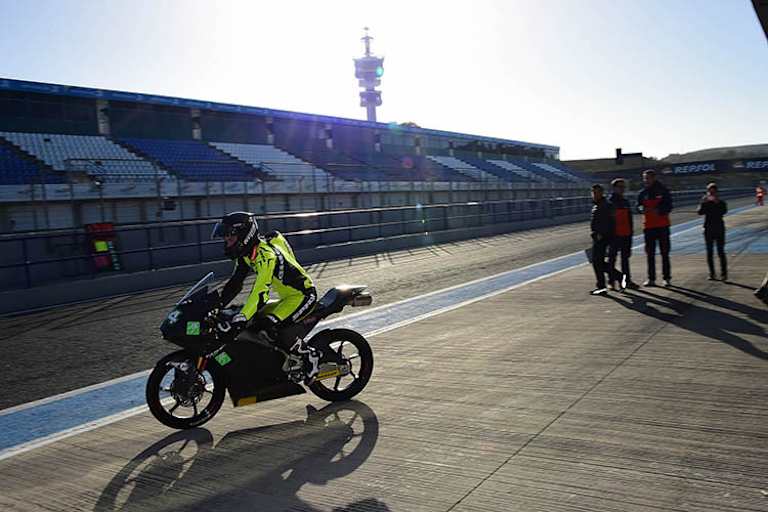 Jakub Kornfeil aus dem Team Drive M7 SIC war einer der ersten Piloten auf der Strecke