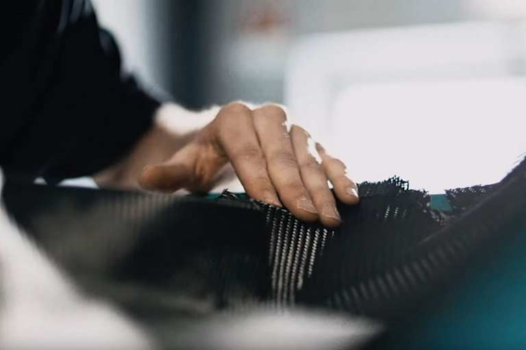 Sieht stylisch aus, leuchtet besser als eine H4-Glühbirne, doch es steckt auch mehr Technik dahinter  