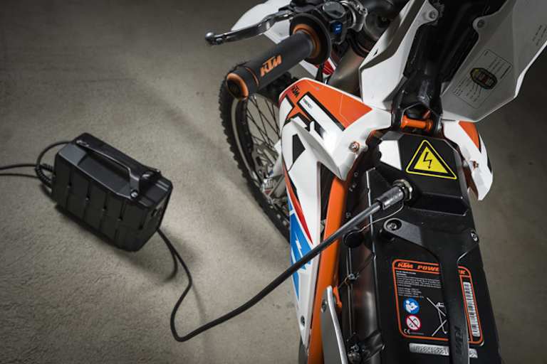 Über 20 Spezialisten arbeiten bei KTM an der Entwicklung des Elektrobikes