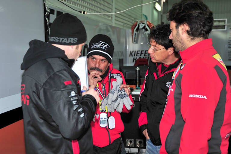 Ex-Weltmeister Carlos Lavado (2. v. re.): Prominenter Mentor von Gabriel Ramos