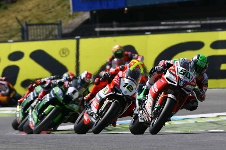 Nur eine Momentaufnahme: Eugene Laverty (50) vor Johnny Rea (1)