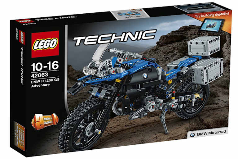 Der Bausatz der Lego BMW R 1200 GS Adventure ist ab ca. 44.99 Euro / CHF 59.90 in Spielwarengeschäften und Onlineshops zu haben, die Lego im Sortiment haben