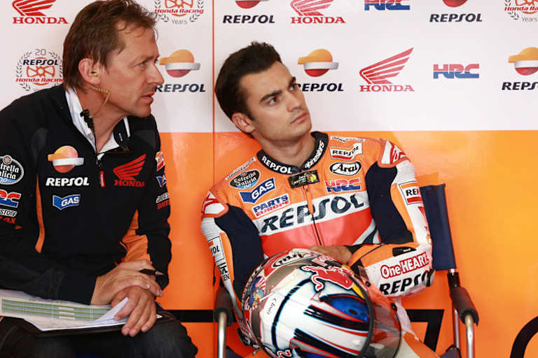 Dani Pedrosa mit seinem Crew-Chief Mike Leitner