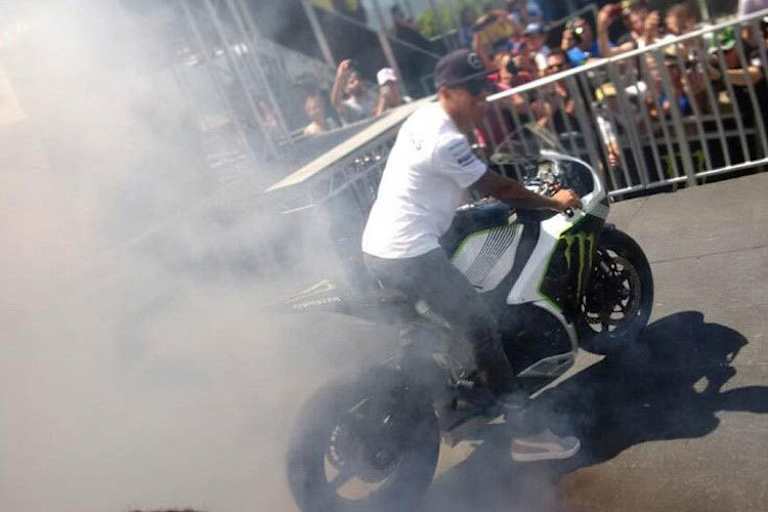 Hamiltons Liebe zu Motorrädern entwickelte sich schon in seiner Kindheit