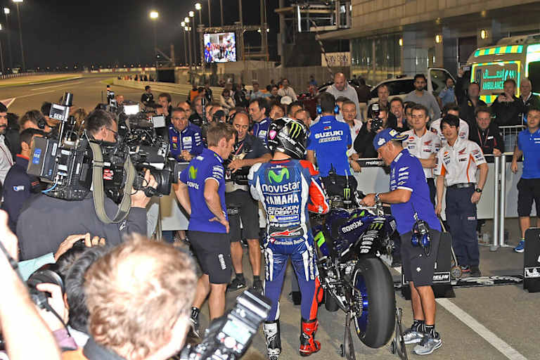 Im Mittelpunkt des Geschehens: Jorge Lorenzo nach der Pole-Zeit