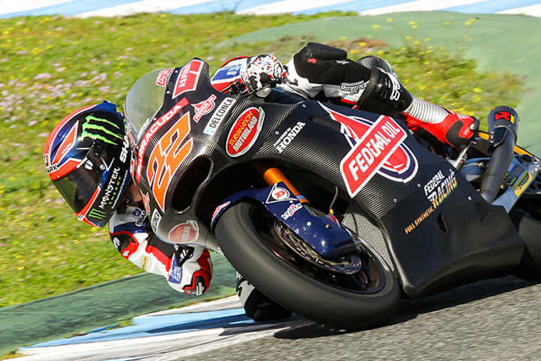 Das Logo von Suryanation Motorland ist 2016 auf der Verkleidung der Kalex von Sam Lowes zu sehen