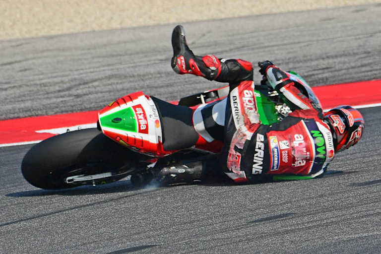 Wieder ein Sturz: Sam Lowes im FP3