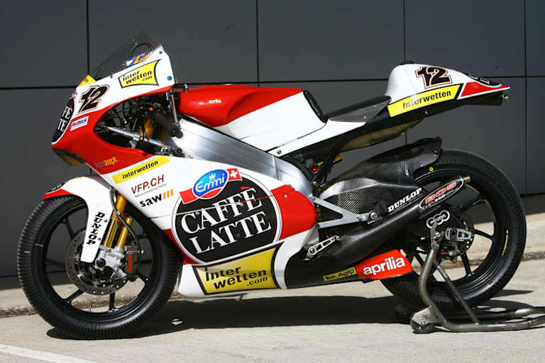 Da werden die Zweitakt-Befürworter wehmütig: Werks-Aprilia 250 vom Tom Lüthi 2009