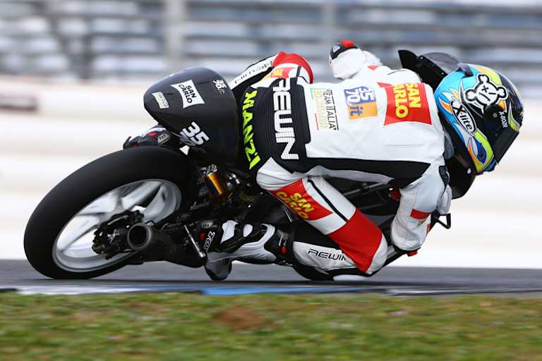 Stefano Manzi auf der San-Carlo-Mahindra des Team Italia beim Jerez-Test
