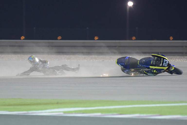 Marcel Schrötter: Früher Sturz im ersten Training