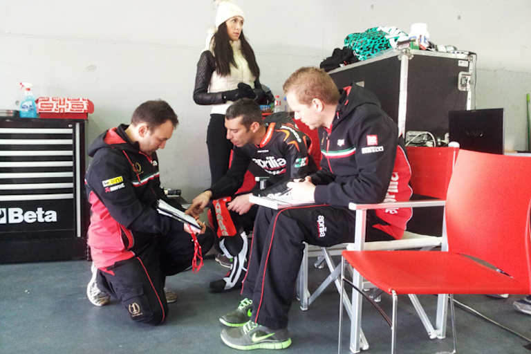 Marco Melandri und seine Crew müssen sich noch aneinander gewöhnen