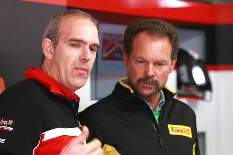 Ducati-Manager Ernesto Marinelli (li.)