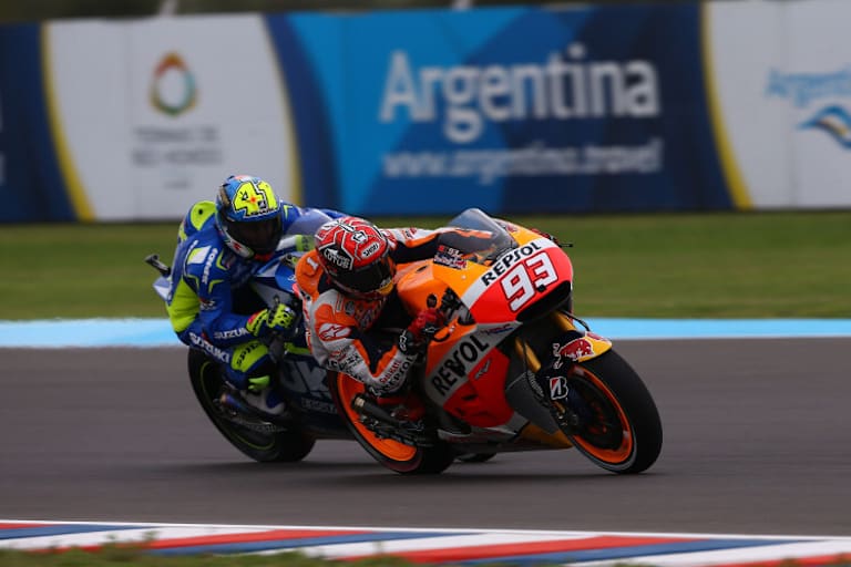 Auch Marc Márquez reihte sich hinter seinem spanischen Landsmann ein