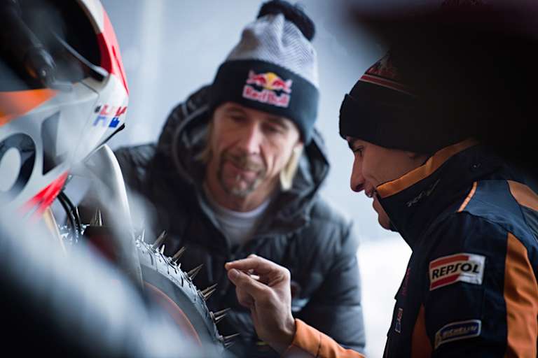 Eisspeedway-Legende Franky Zorn mit Márquez