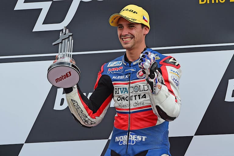 2015 soll Alexis Masbou für das Racing Team Germany siegen