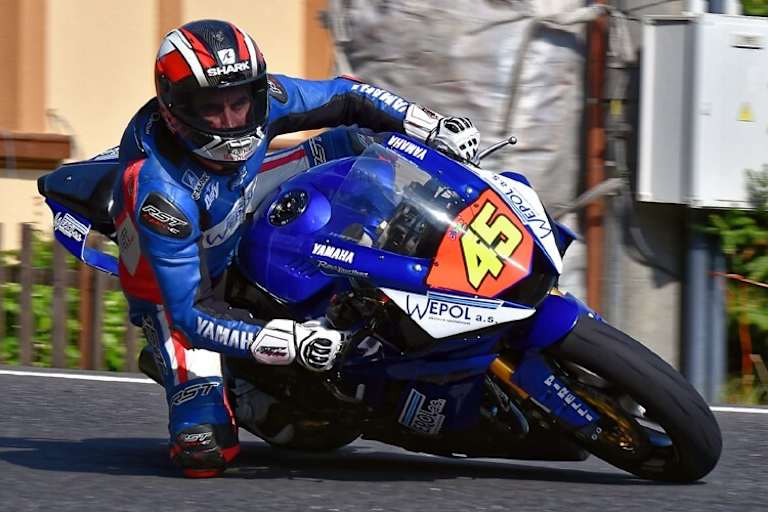 Matthieu Lagrive schnappte sich 2018 in Horice vorzeitig den IRRC Supersport-Titel 