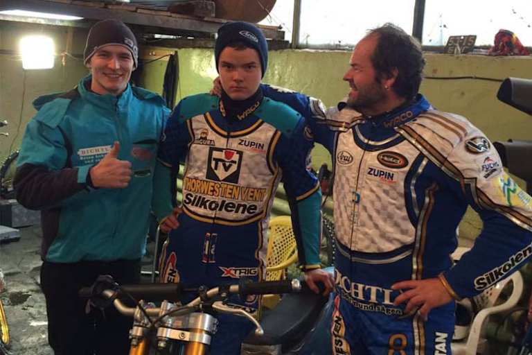 Luca (Mitte) und Günther Bauer (re.)