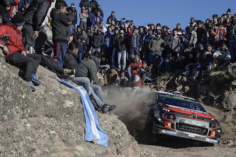 Kris Meeke schied in Argentinien ganz aus