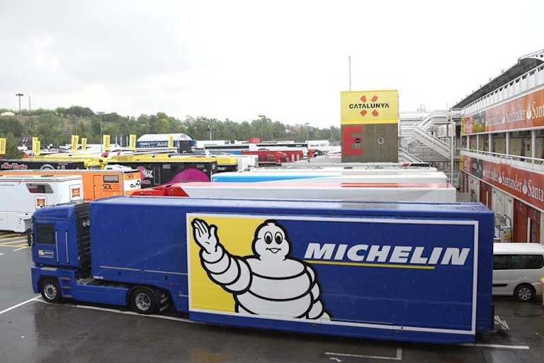 Für die ersten Tests ist Michelin schon 2015 zurück im MotoGP-Paddock