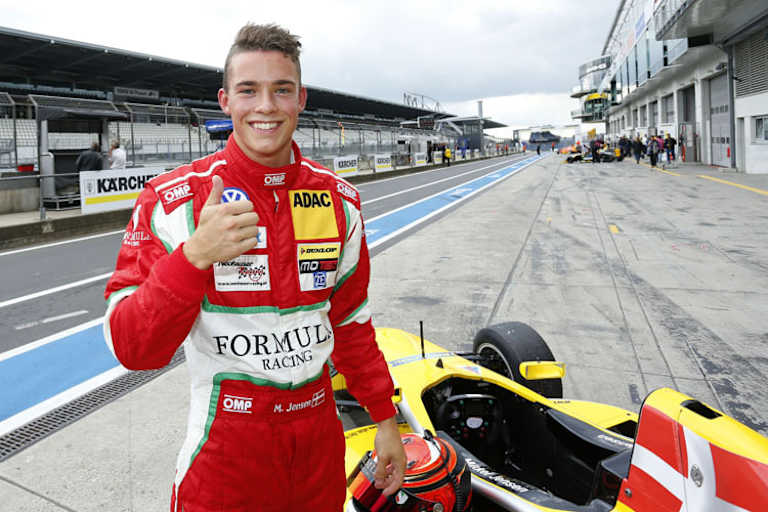 Mit neun Saisonsiegen und insgesamt 14 Podestplätzen sicherte sich Mikkel Jensen den Titel im ADAC Formel Masters vorzeitig