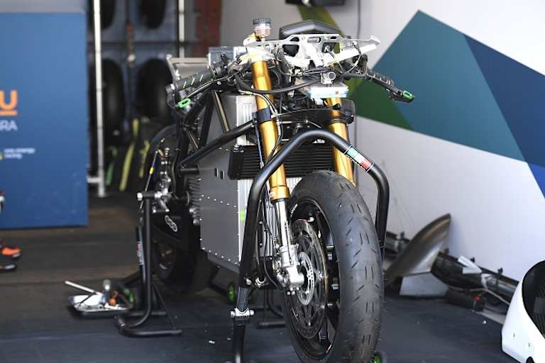 Noch halten die Batterien die E-Fahrzeuge zurück