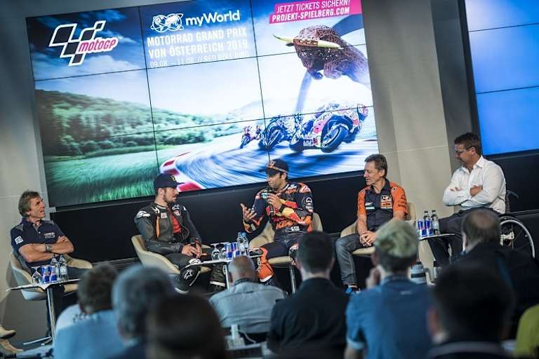 Gustl Auinger, Marcel Hirscher, Johann Zarco, Mike Leitner und Pit Beirer