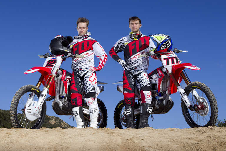 Max Nagl (li.) und Evgeny Bobryshev: Honda hat keine Verletzungssorgen