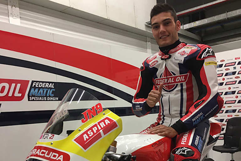 Navarro nimmt den Platz von Sam Lowes ein