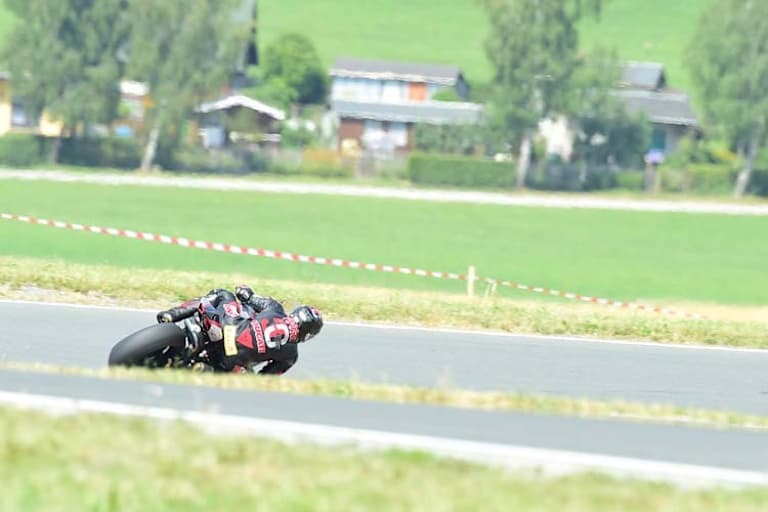 Max allein in Schleiz