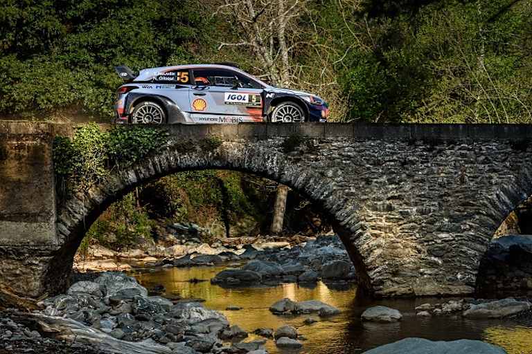 Thierry Neuville auf dem Weg zum ersten Saisonsieg
