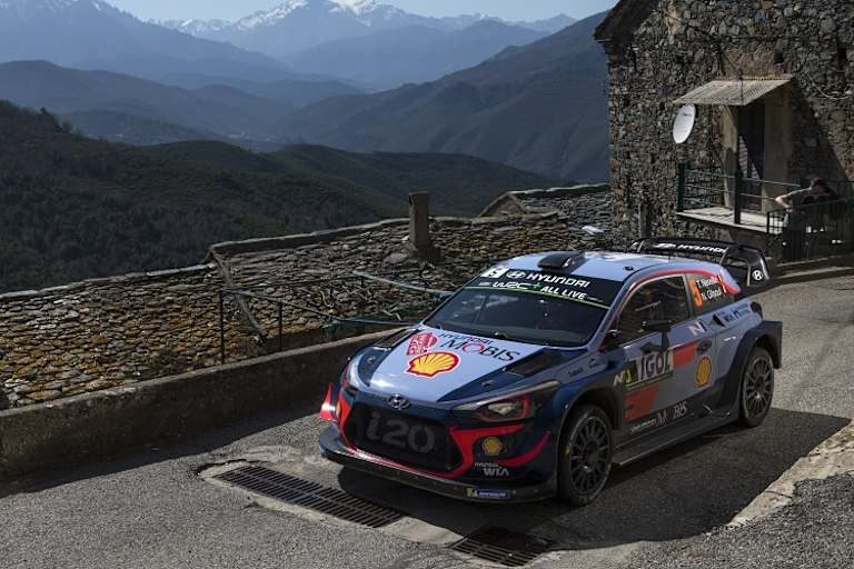 Thierry Neuville behauptet den Ehrenrang