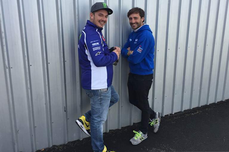 Pablo Nieto (rechts) im Gespräch mit Rossi-Kumpel Uccio