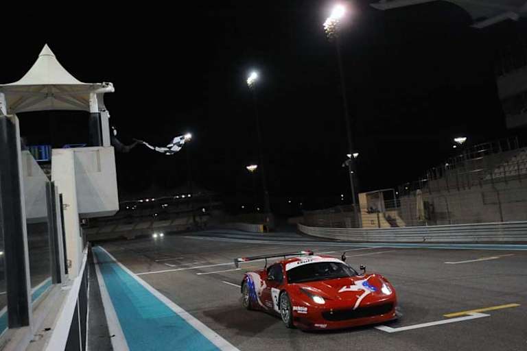 Ferrari gewinnt 12-Stunden-Rennen knapp vor Mercedes und McLaren