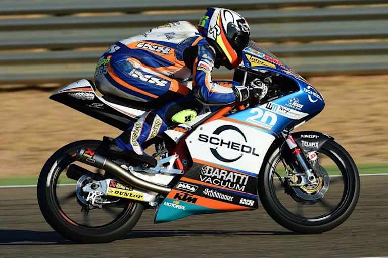 Öttl auf der KTM des Teams Schedl GP Racing von Vater Peter Öttl