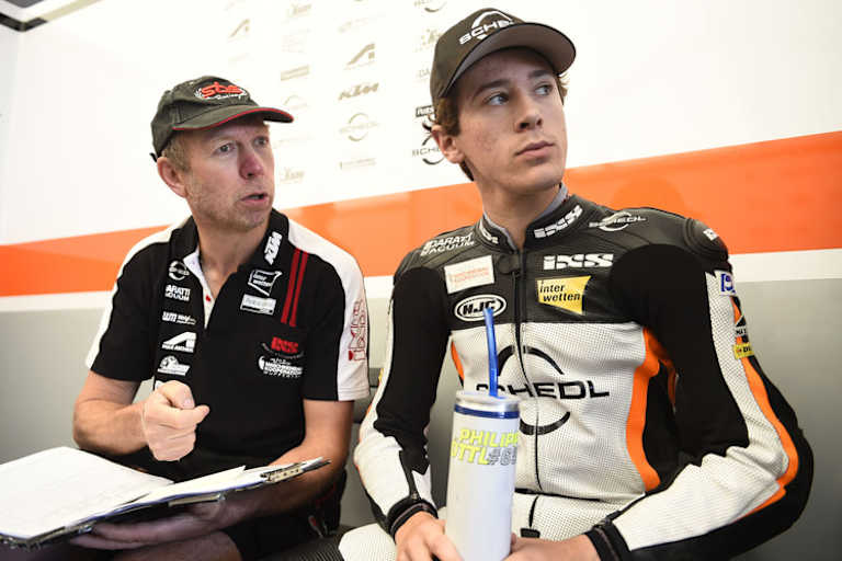 Crew-Chief Stefan Kirsch mit Philipp Öttl