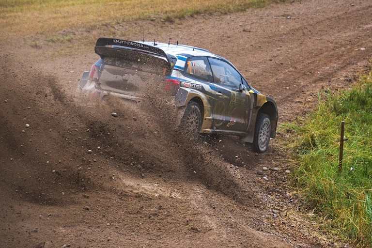 Sébastien Ogier verteidigt mit P6 WM-Führung