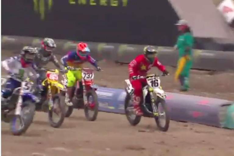 Zach Osborne beim Start zum Finale am Samstag, kurz vor seinem Crash