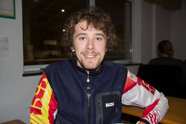 Für SPEEDWEEK.com nahm sich Öttl auch beim Motocross-Training ein paar Minuten Zeit