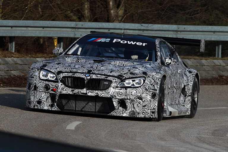 Jörg Müller fuhr den Roll-Out mit dem M6