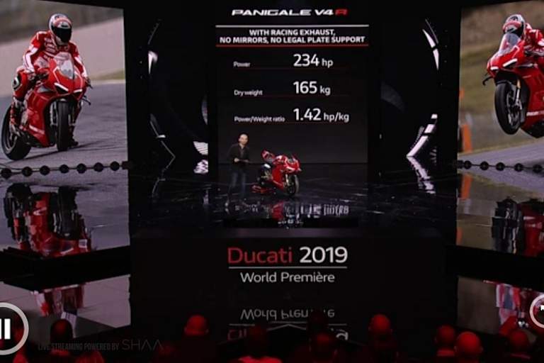 Da klappten die Kiefer runter: Ducati-CEO Claudio Domenicali verkündet 234 PS und 165 kg trocken!