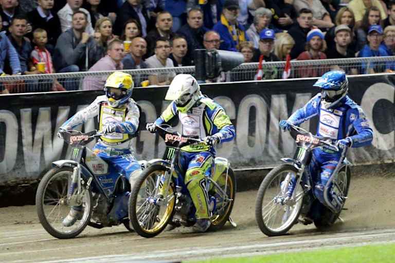Nicki Pedersen (li.) biss sich durch und holte sieben Punkte