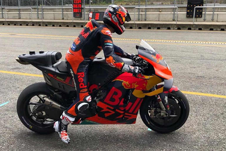 Dieses Sitzbank-Heck wird Pol Espargaró testen – am Freitag oder am Montag?